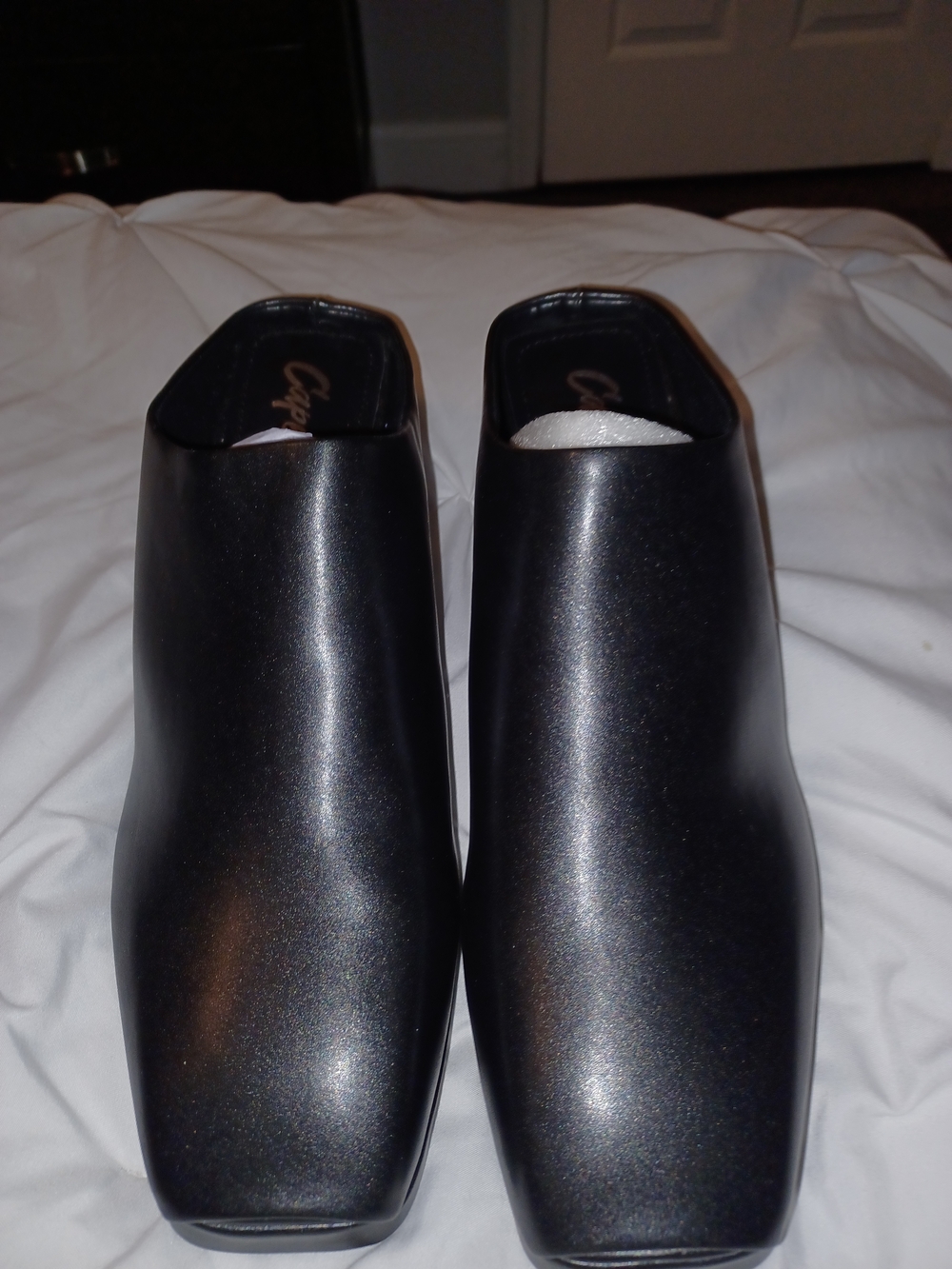 Cape Robbin Black Slip-On Mules